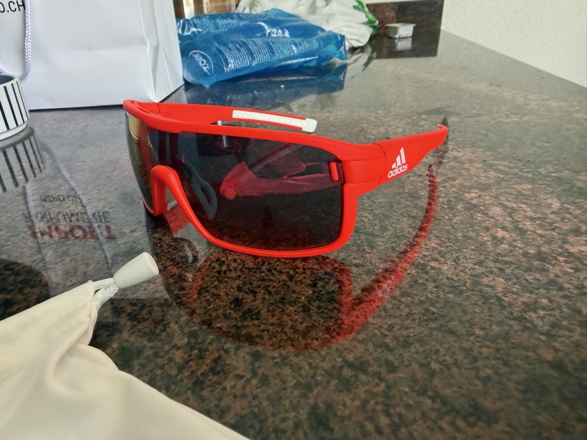 Brillen & Gläser: Sonnenbrille Adidas Sport  – Gebraucht aus Studen BE von FLURIBOY1 1