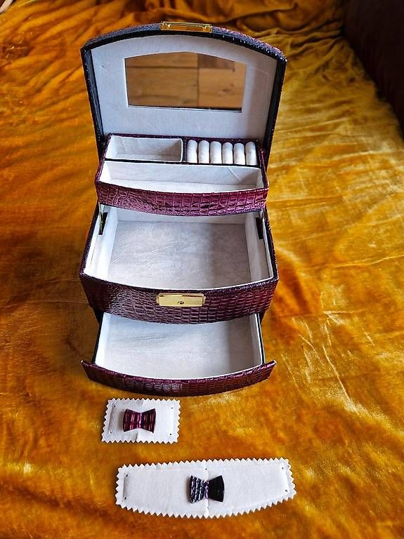 Altro in Decorazioni & Accessori: Boîte à Bijoux à 3 Niveaux – Usato da Genève venduto da T_O 4