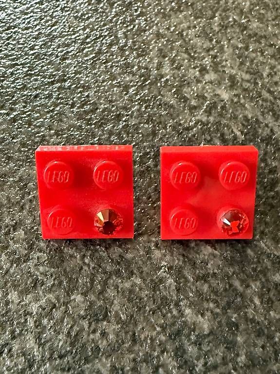Orecchini pendenti & Orecchini a lobo: Original LEGO 2x2 Quadrat Ohr Ohrstecker rot – Nuovo e nell'imballaggio originale da Muttenz venduto da Fantom03