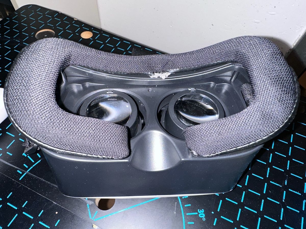 Casco VR: 3M VR box - virtual reality glasses – Usato da Novaggio venduto da WildSam 2