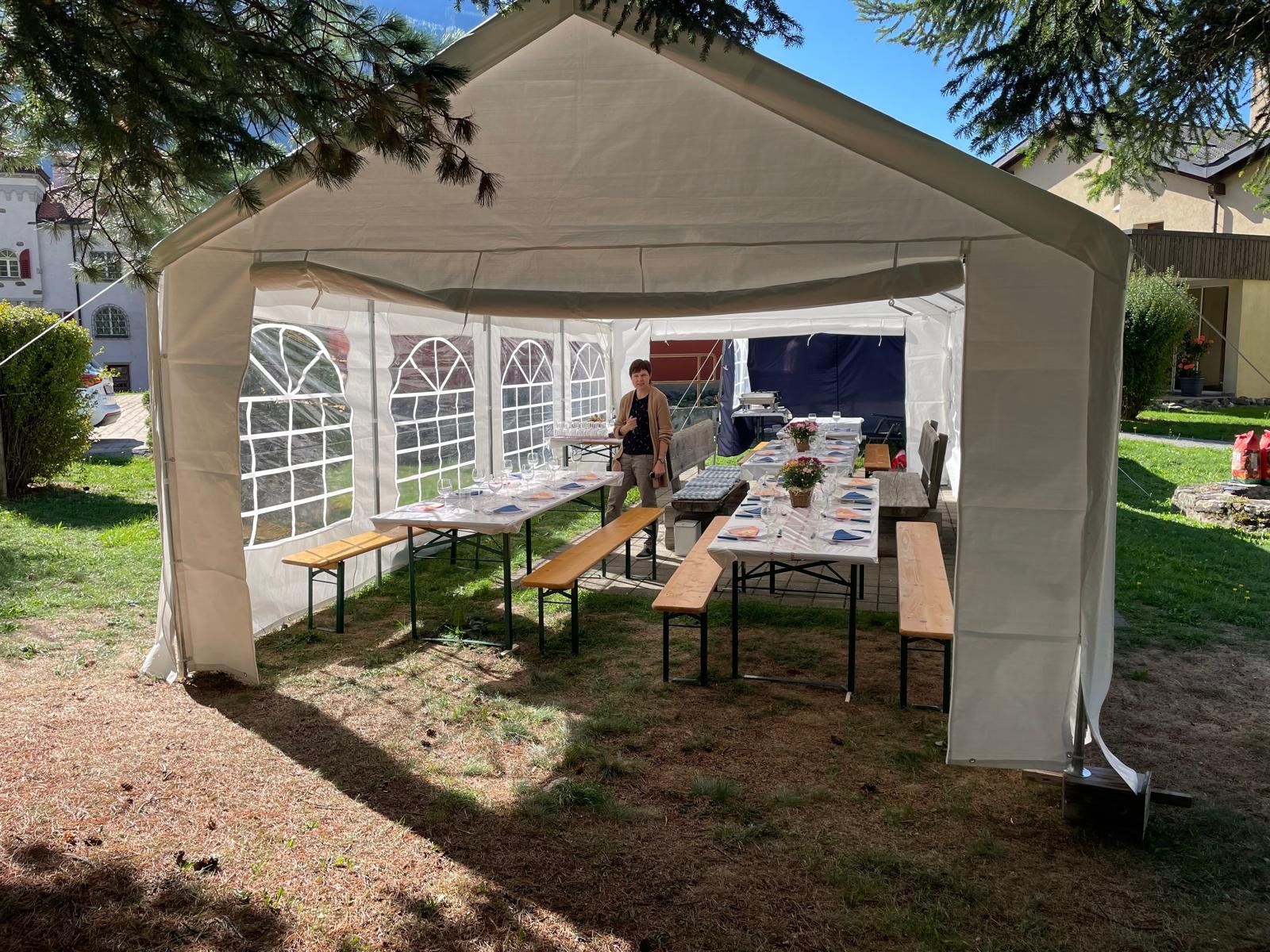Tende & Padiglioni: Partyzelt 9x4 Meter – Usato da Disentis/Mustér venduto da hpb_8j6t 3