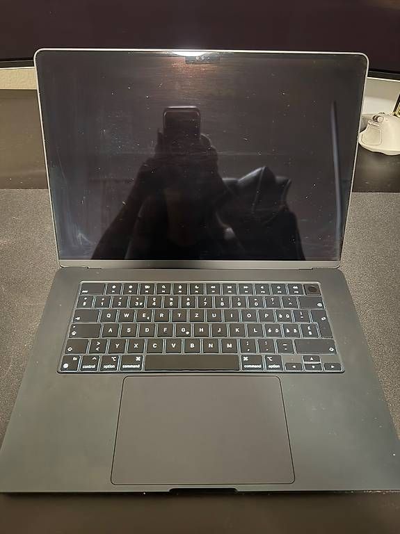 Notebook: MacBook Air 2024 M3 256GB – Usato da Waldhäusern AG venduto da Cane7 4