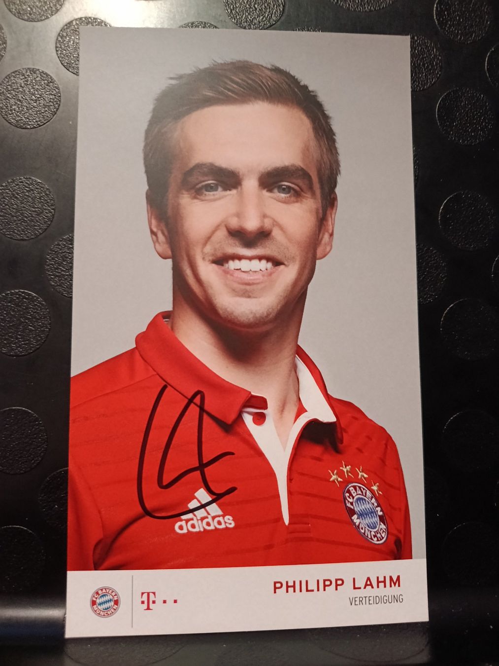 Autogramme: Philipp  Lahm - Bayern München 2016/2017 - Handsigniert – Gebraucht aus Menziken von Artographs