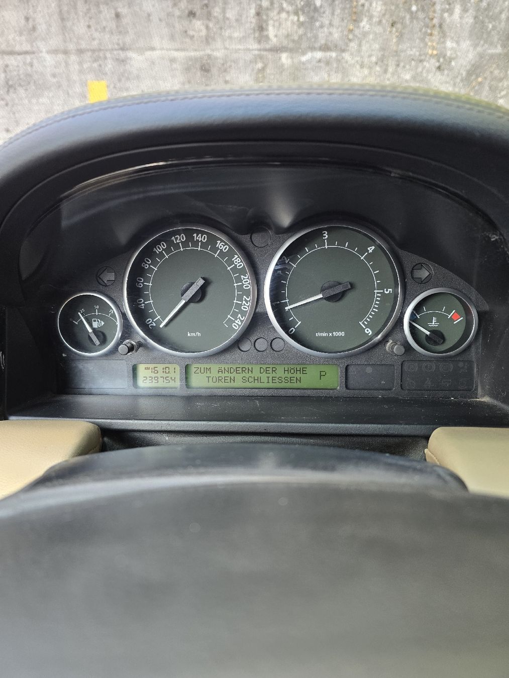 Land Rover Autos: Range Rover L322 Schwarz 239994 km 3.0TD – Gebraucht aus Opfikon von Rentinglatt 2