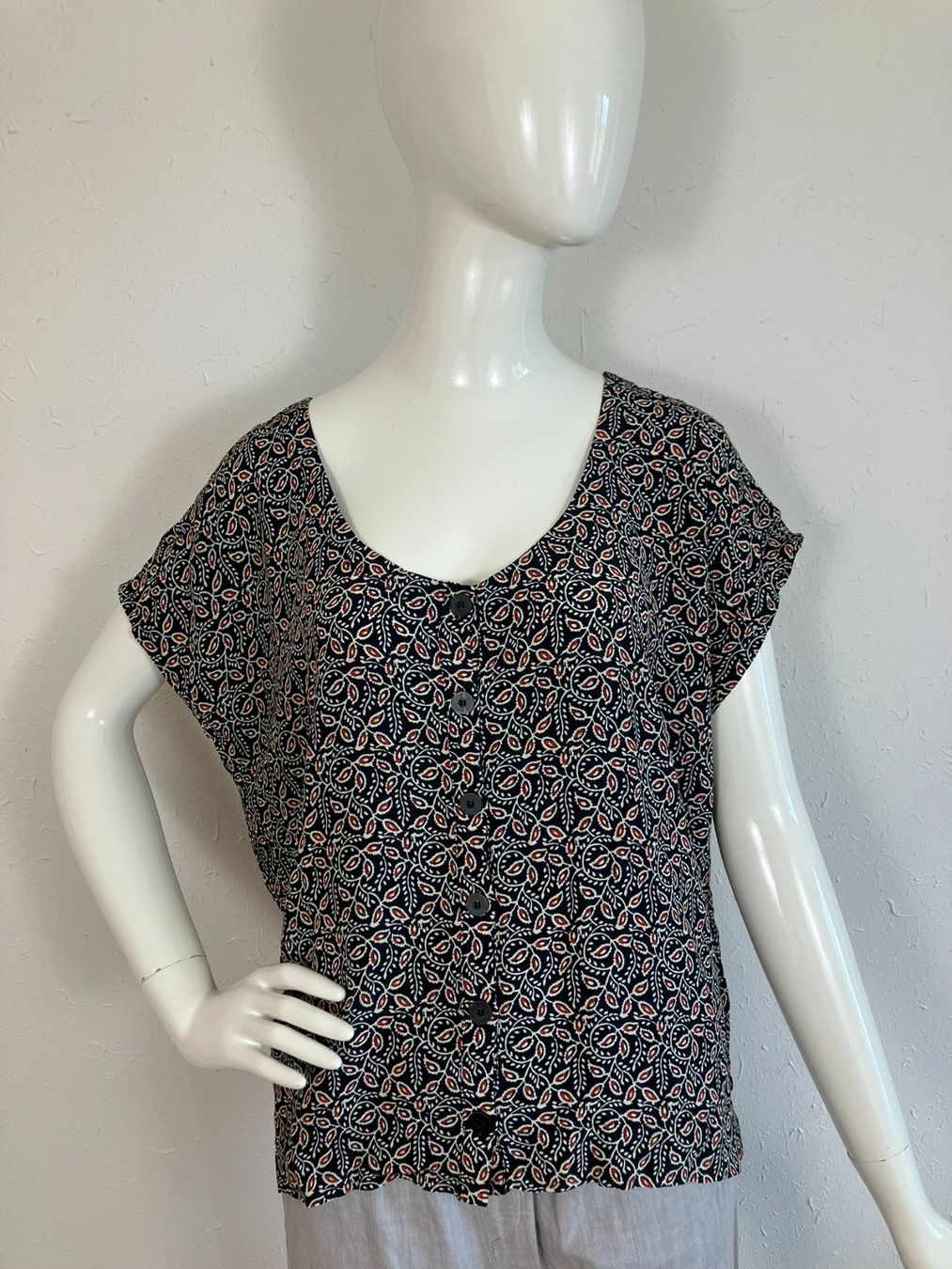 Nile Blusen: NILE Bluse Gr.L – Gebraucht aus Laupen ZH von kar_lfz6