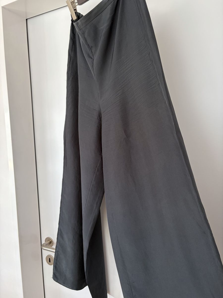 Cos Pantalons: Schwarze Hose, COS, Seide, Grösse M – D'occasion à Zürich par Ambrette9 5