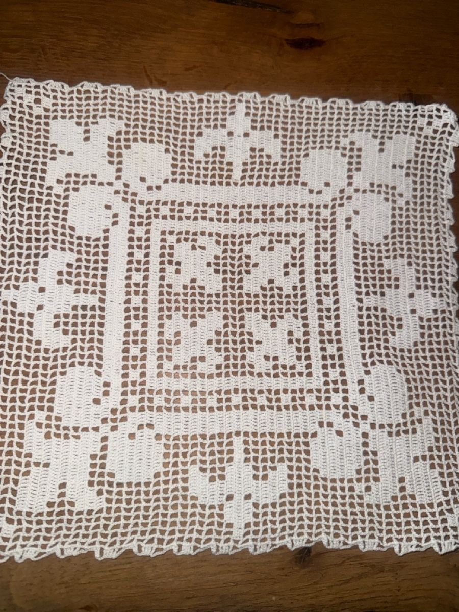 Altra biancheria da tavola: Gehäkelte Deckchen, Handarbeit, ca. 26 x 26 cm, Vintage – Nuovo (secondo la descrizione) da Spreitenbach venduto da BIH2005 1