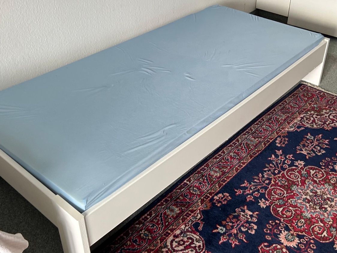 Betten: Bettgestell mit Latten – Gebraucht aus Zürich von timsinde 1
