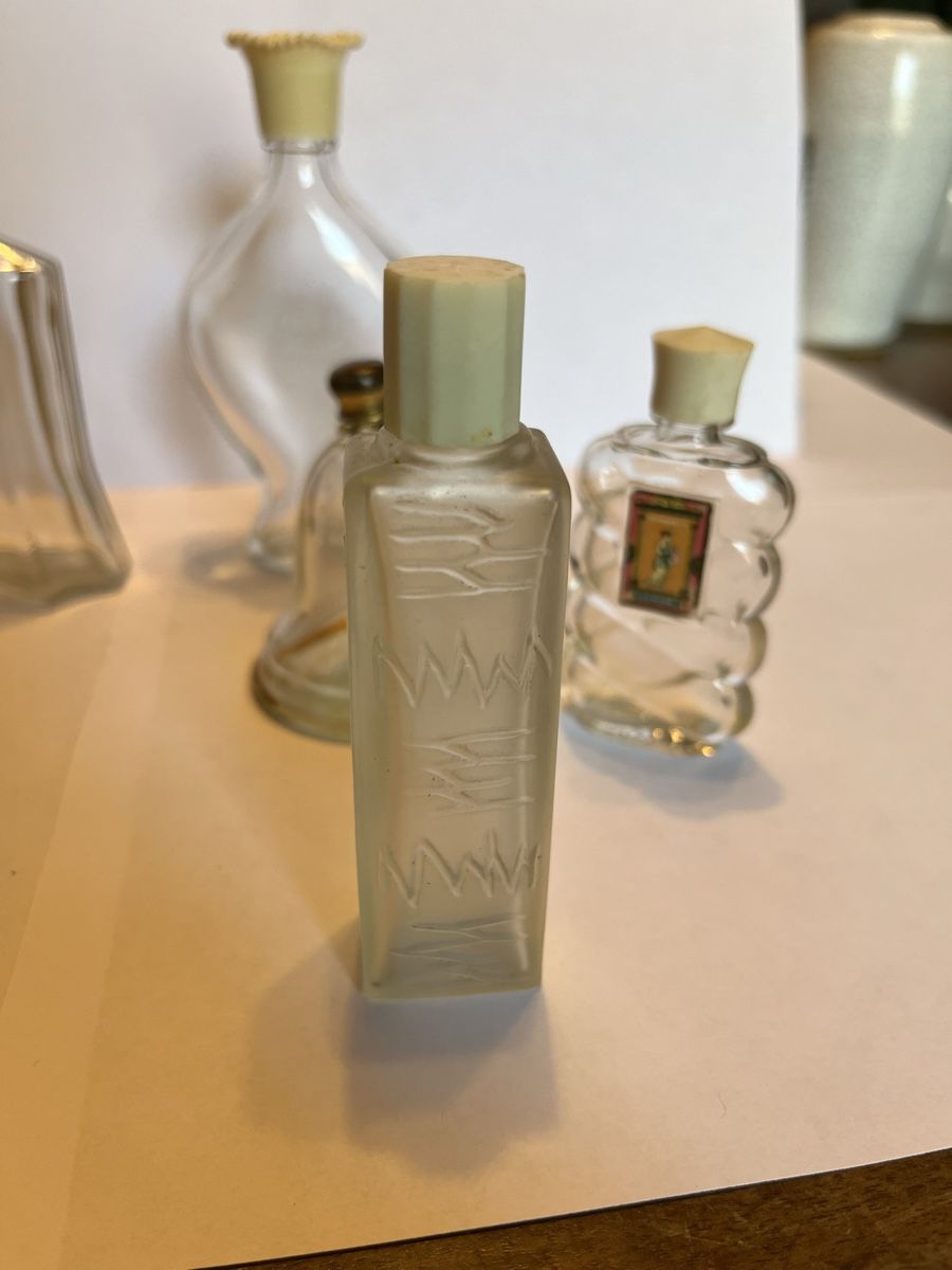 Profumi & Eau de Toilette: Parfümflaschen vintage.     #5 – Usato da Lugano venduto da Emi.2798 6