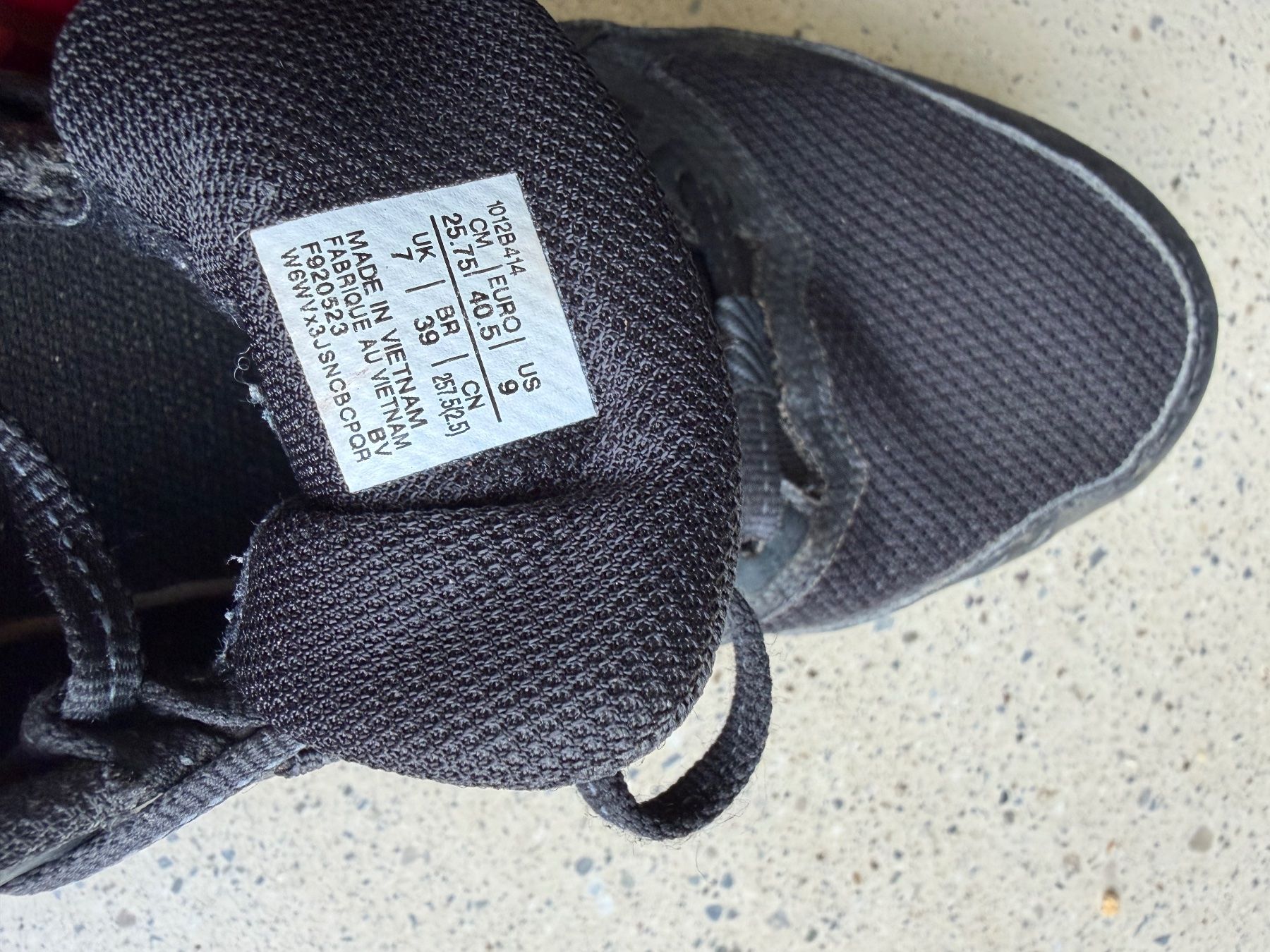 Asics Chaussures garçon: ASICS Gore-Tex Schuhe Gr. 40.5 – D'occasion à Luzern par mimi_lu 4