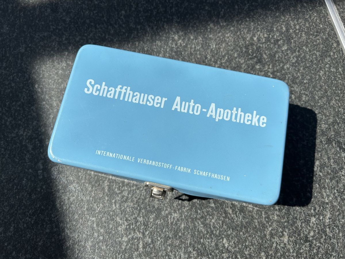 Kit di pronto soccorso: Blechbox Auto-Apotheke  – Usato da Dürrenäsch venduto da chinook65