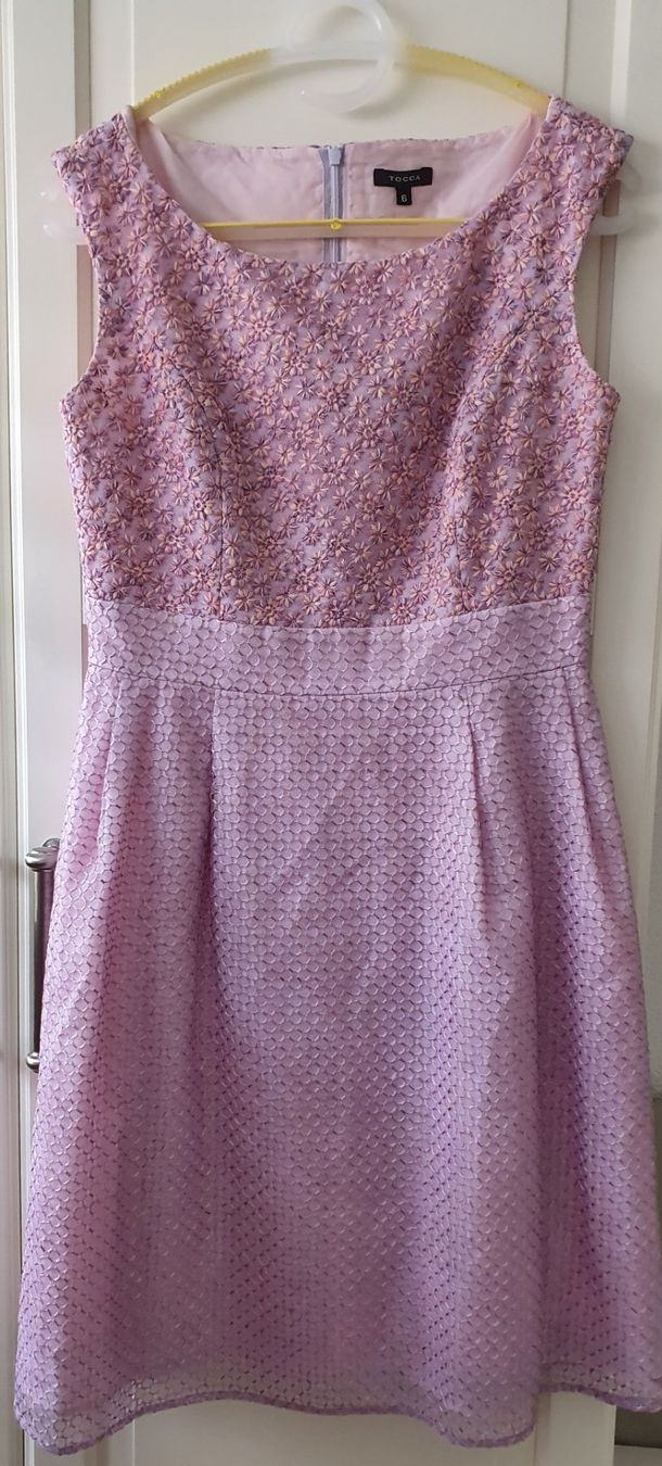 Vestiti & Gonne: Tocca Lila/Rosa Dress – Usato da effretikon venduto da shoegirl
