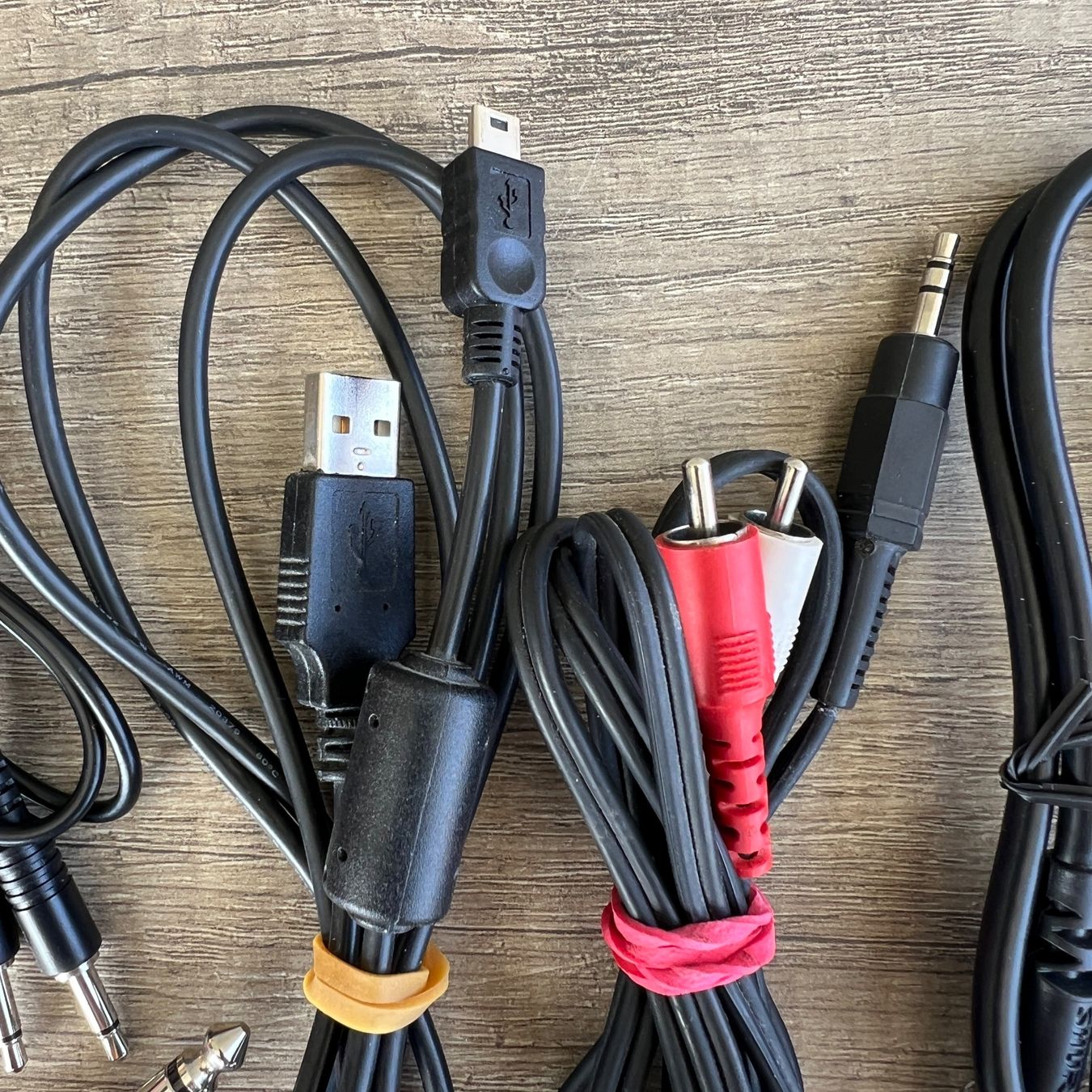 Cavi: Div Audio Elektro- Kabel und Stecker, Kupplungen – Usato da Kriens venduto da redez 1