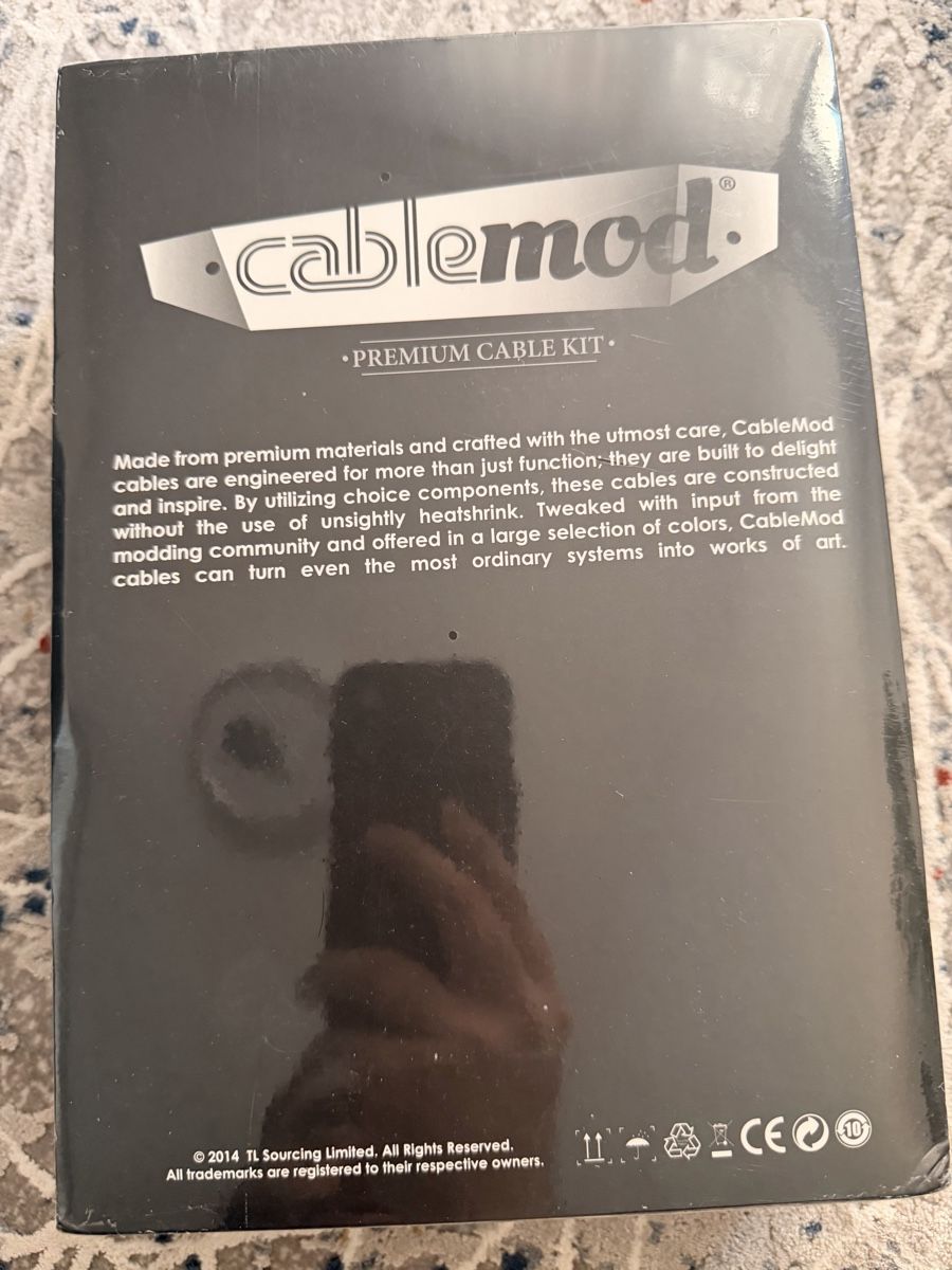 Cablemod Cavi: CableMod Classic ModMesh C-Series Kit - Weiß - NEU & OVP – Nuovo e nell'imballaggio originale da Zürich venduto da mer_6smm 1
