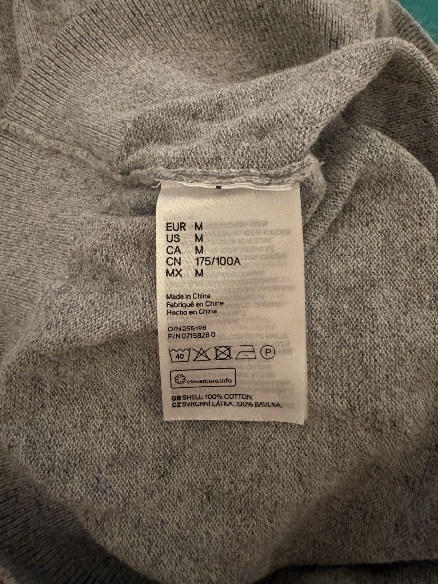 H&M Maglioni & Felpe: H&M Pullover grau Rollkragen Grösse M, selten getragen – Usato da Zürich venduto da davidihagee 1