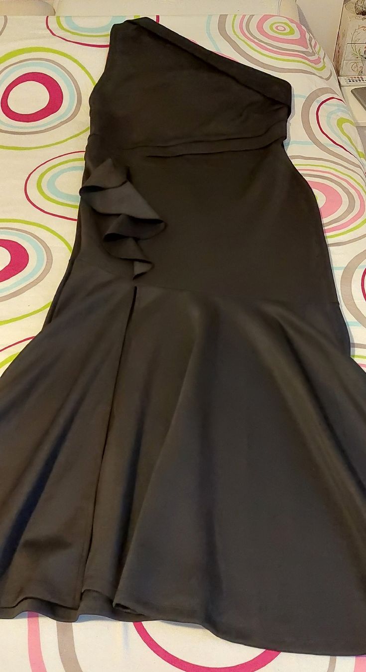 Vestiti: Damenkleid – Nuovo (secondo la descrizione) da Wislikofen venduto da Ana.Gomes 1