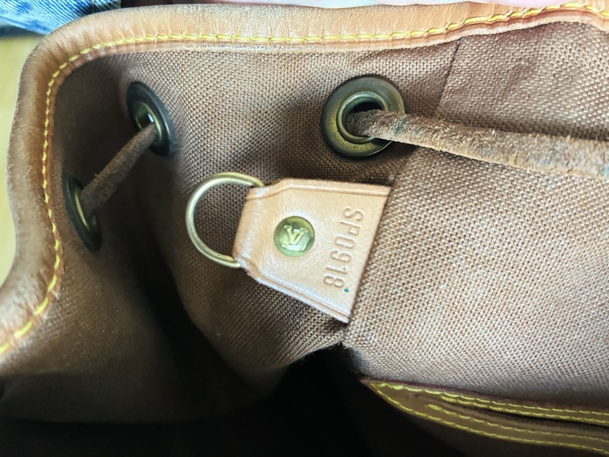 Louis Vuitton Zaini: Louis Vuitton Montsouris PM – Usato da Basel venduto da ars_r7xd 5