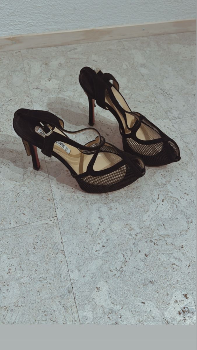 Scarpe da donna: Schwarze Luciano Padovan High Heels Gr. 39 – Usato da Wilen b. Wollerau venduto da lia_9v87 2