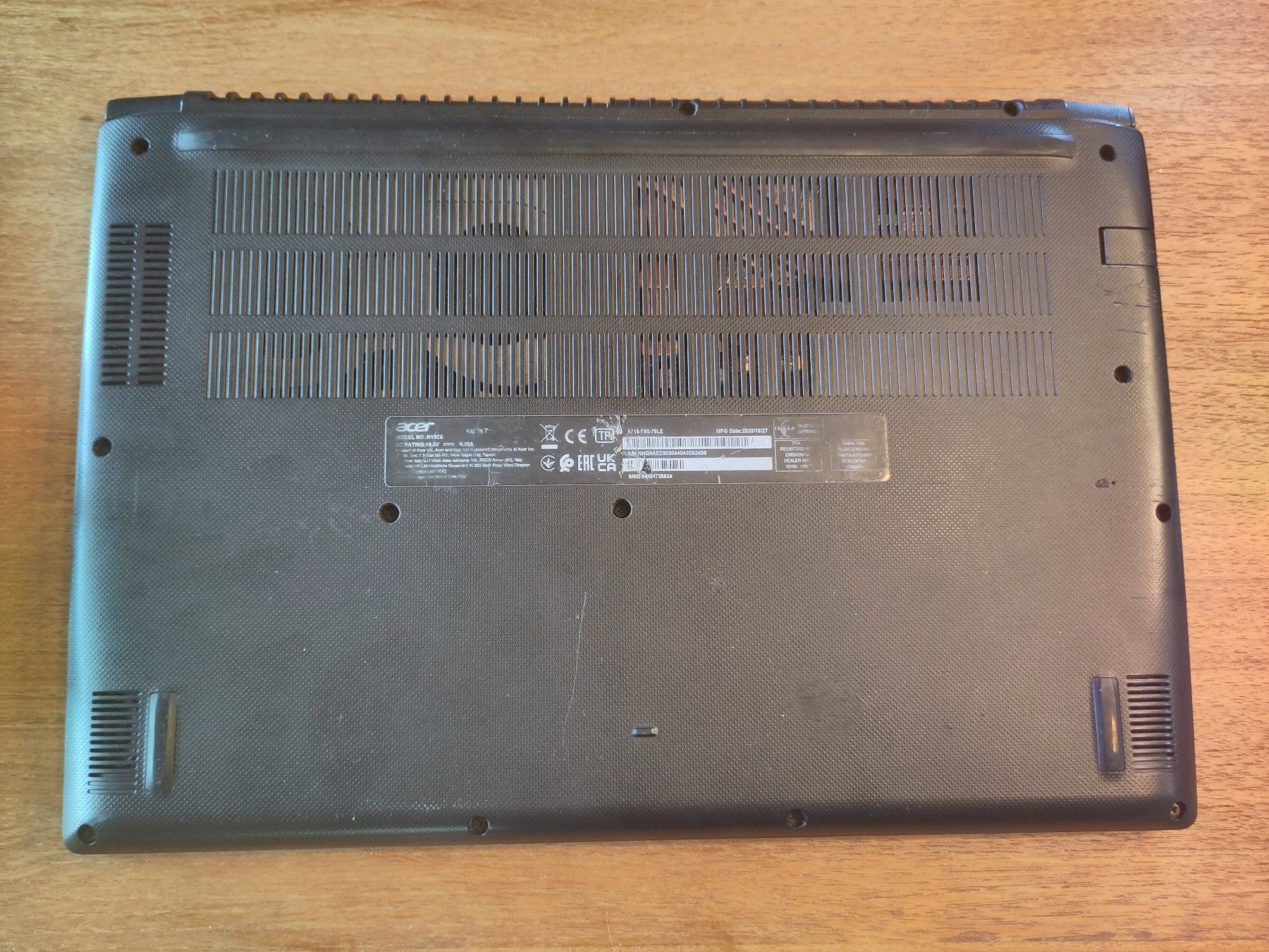Acer Notebook: ACER Aspire 7 (A715-75G) – Difettoso da Glattbrugg venduto da str_cyb2 2