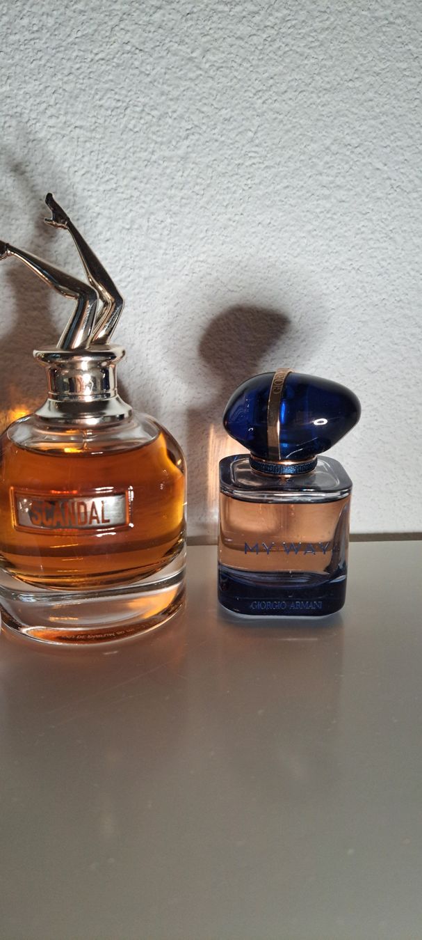 Parfum & Eau de Toilette: Parfüm Lot – Gebraucht aus Richterswil von Viorella 3