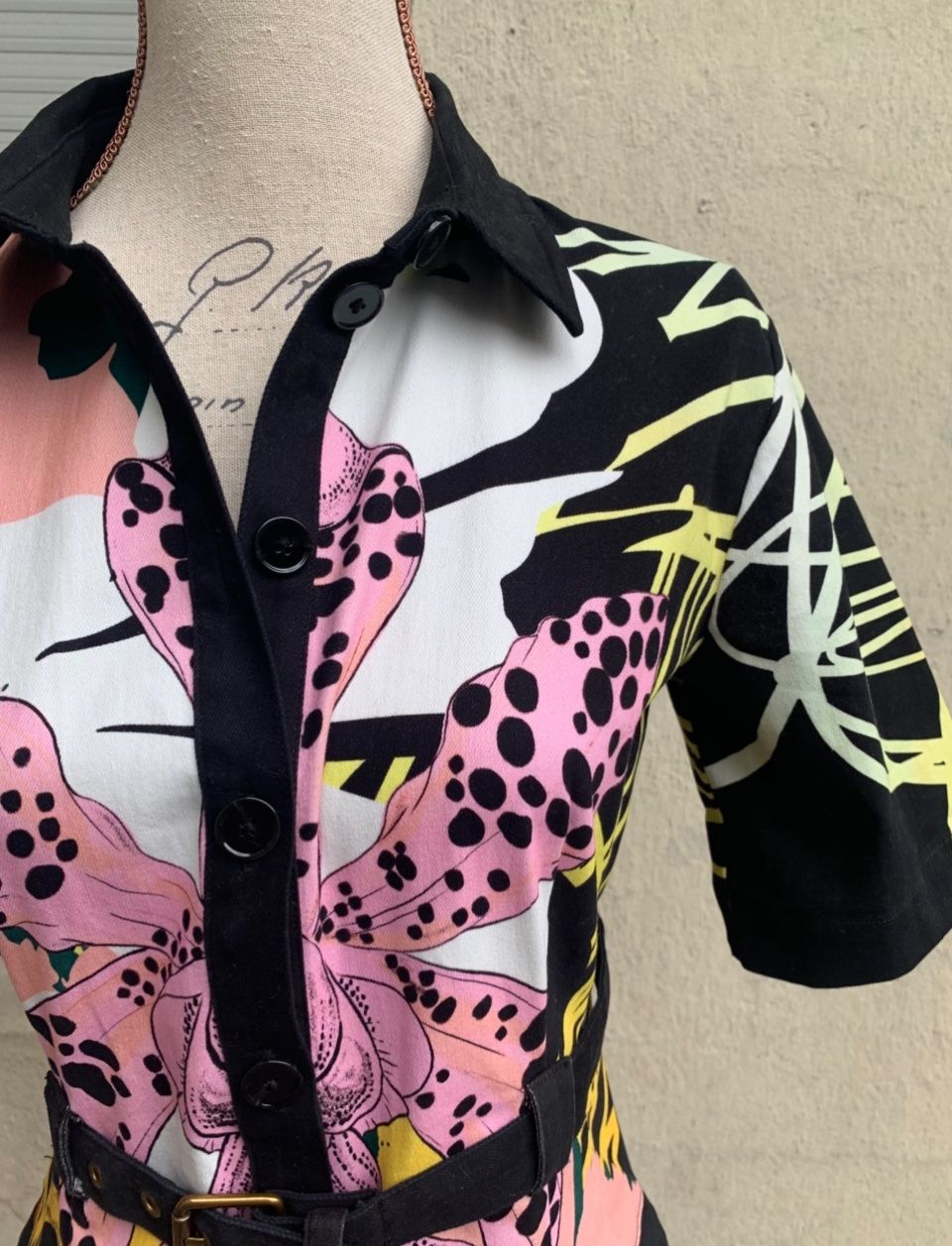 Desigual Robes: Superbe robe chemise DESIGUAL orchidées t.S – Neuf (Voir description) à Martigny par only__you 5