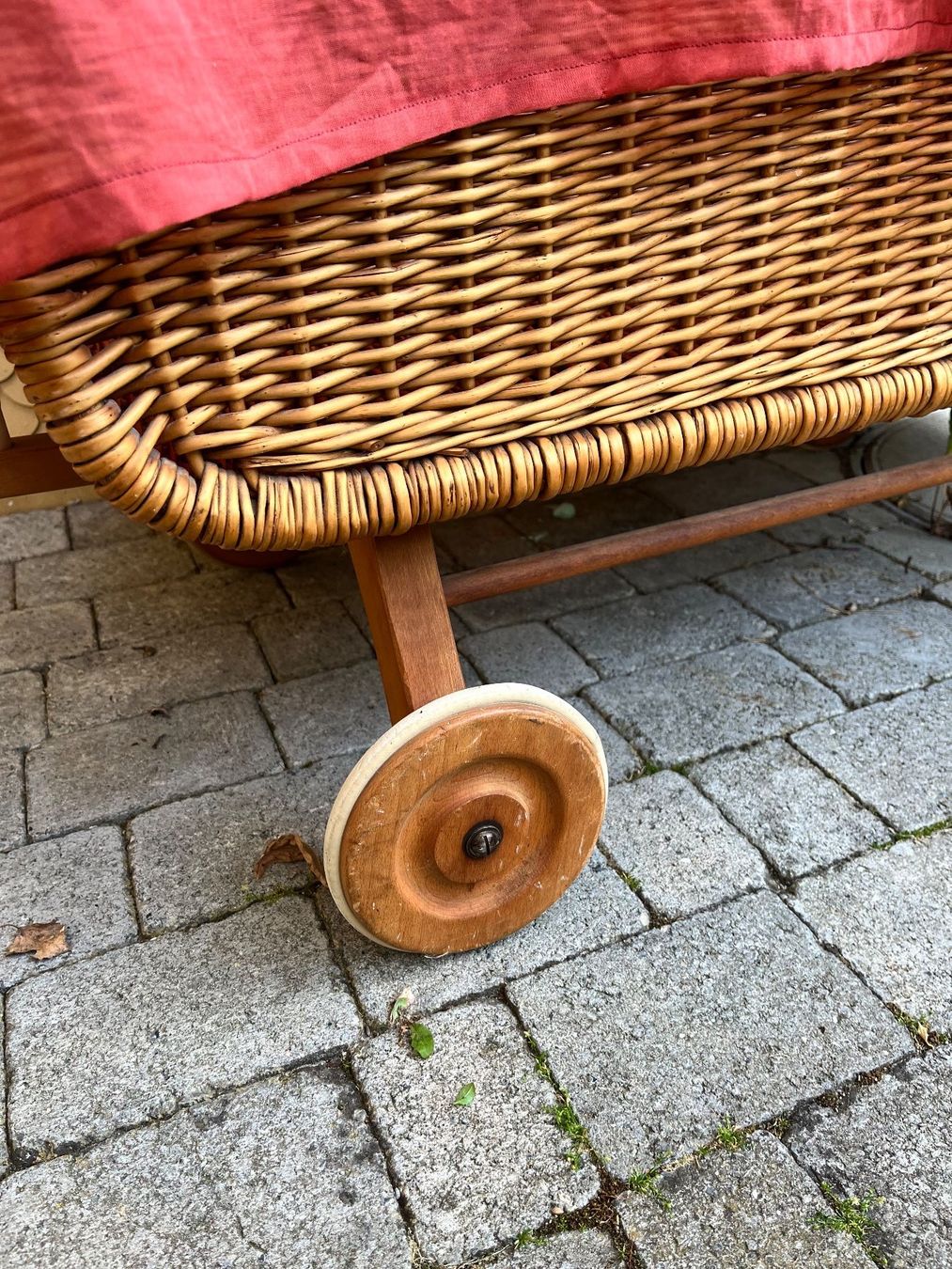 Culle: antiker Stubenwagen – Usato da Amsoldingen venduto da rap_khm5 2