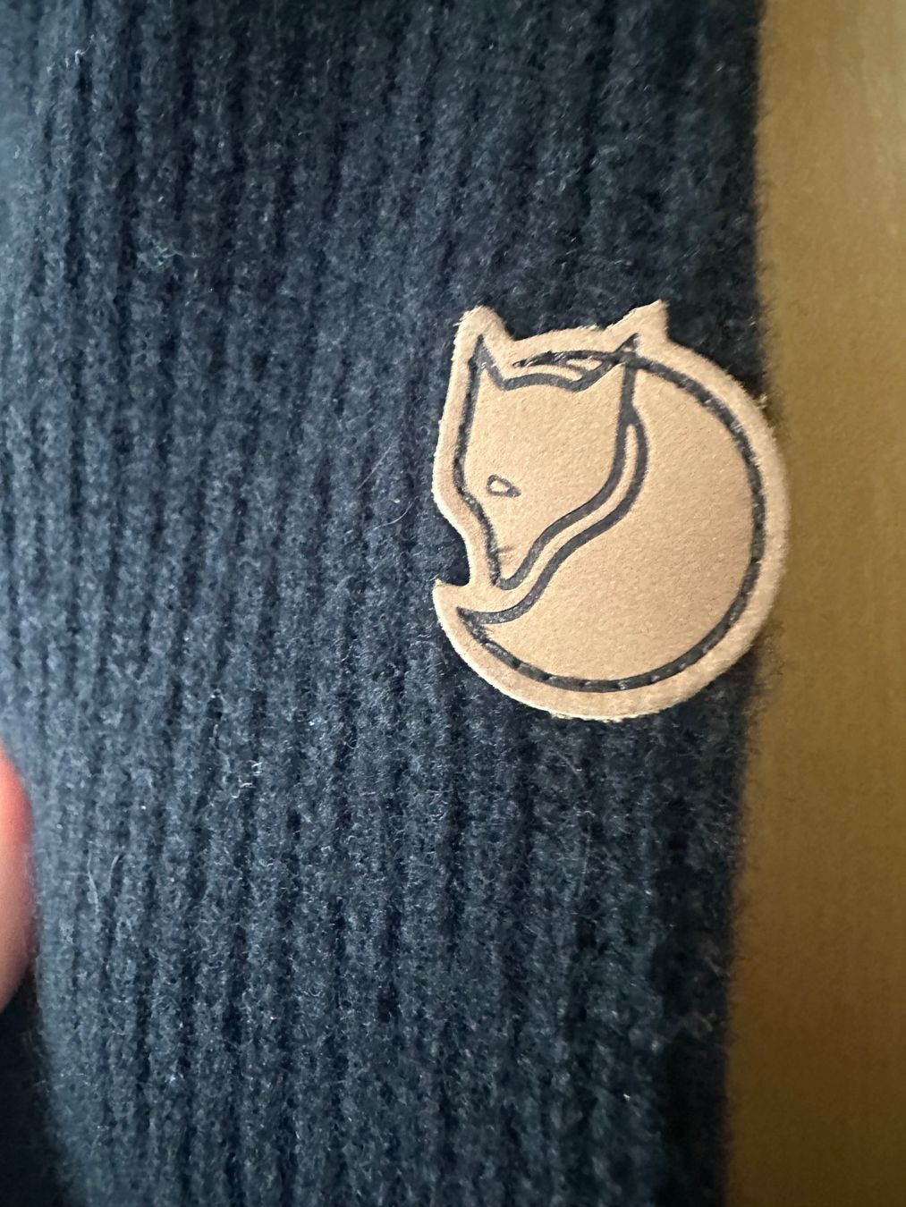 Pullover & Sweatshirts: Fjällräven Övik Rib Pullover schwarz Grösse S gebraucht – Gebraucht aus Chur von Monbijou26 3