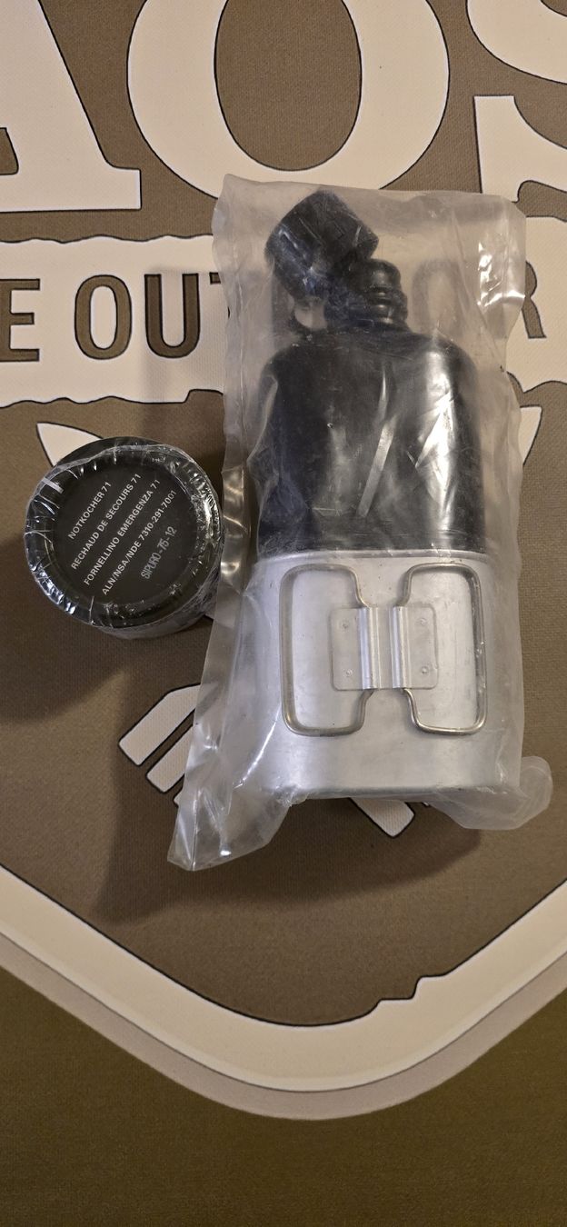 Armée suisse Equipement & pcs de rechange: Original Schweizer Armee Feldflasche komplett – Neuf avec emballage d'origine à Schaffhausen par aos_hv6l 1