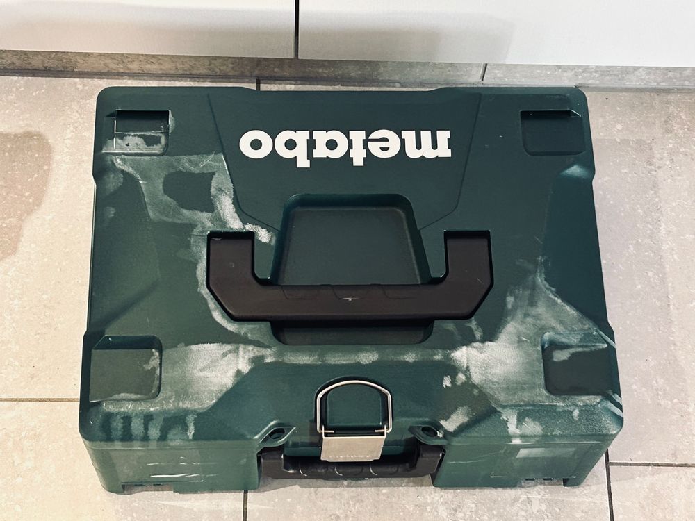 Produktbild von Metabo MetaBOX Schleifmittel-Set "multi-hole" 150 Mm Serie