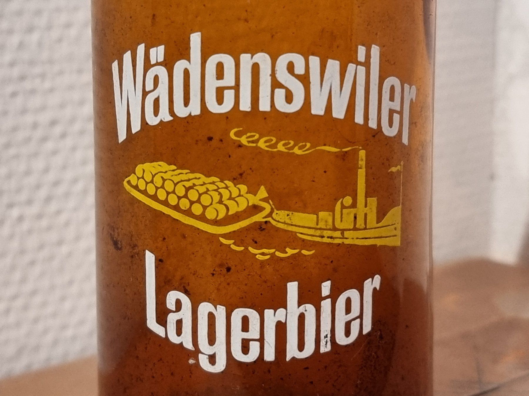 Bicchieri, Caraffe & Bottiglie: Wädenswiler Lagerbier Bierflasche 1956 – Usato da Lommis venduto da 0815undmehr 1