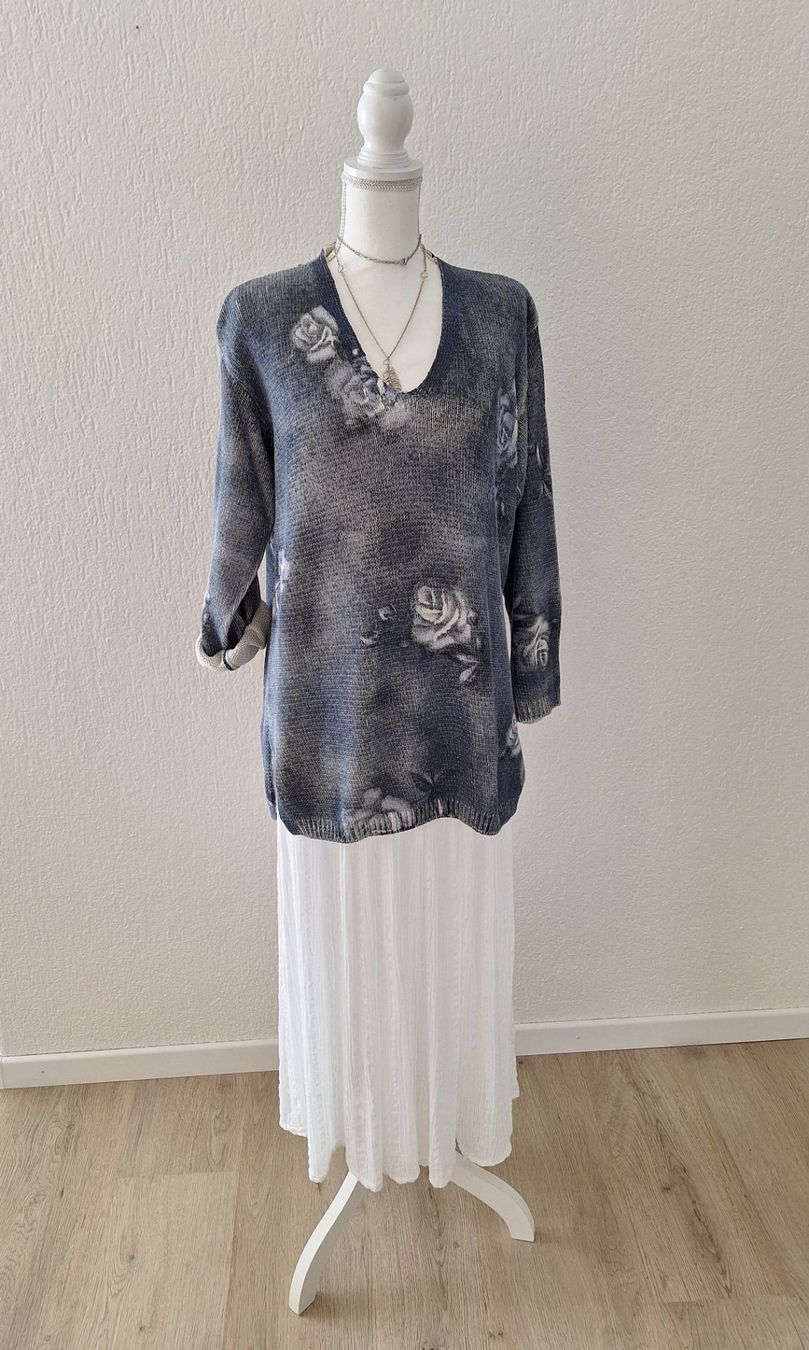 Maglioni & Felpe: Strickpullover, Oversize, Blau/Weiss, Grösse M/L – Nuovo (secondo la descrizione) da Reinach AG venduto da silver_65