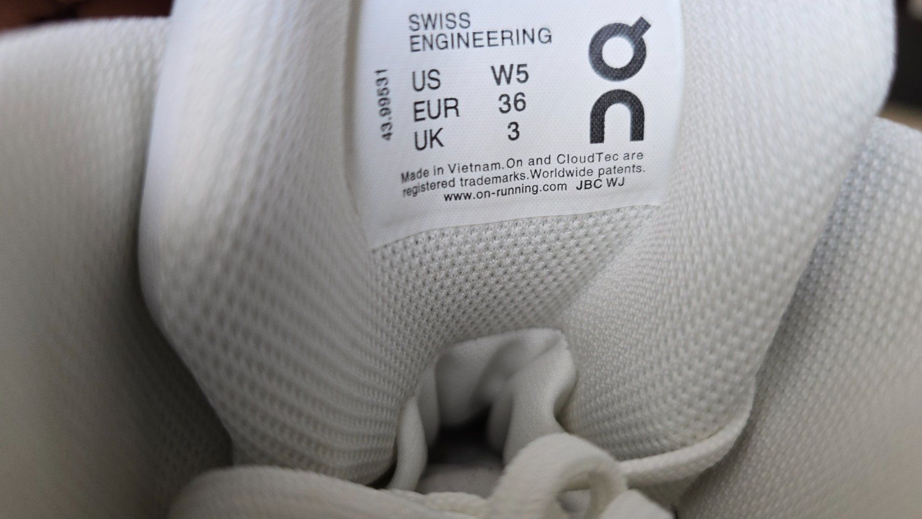 On Scarpe da donna: ON CLOUDROCK waterproof gr 36 – Nuovo e nell'imballaggio originale da Wallisellen venduto da theblacksheep 6
