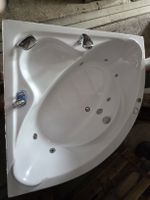 Baignoire d'angle hydromassante Sirem 