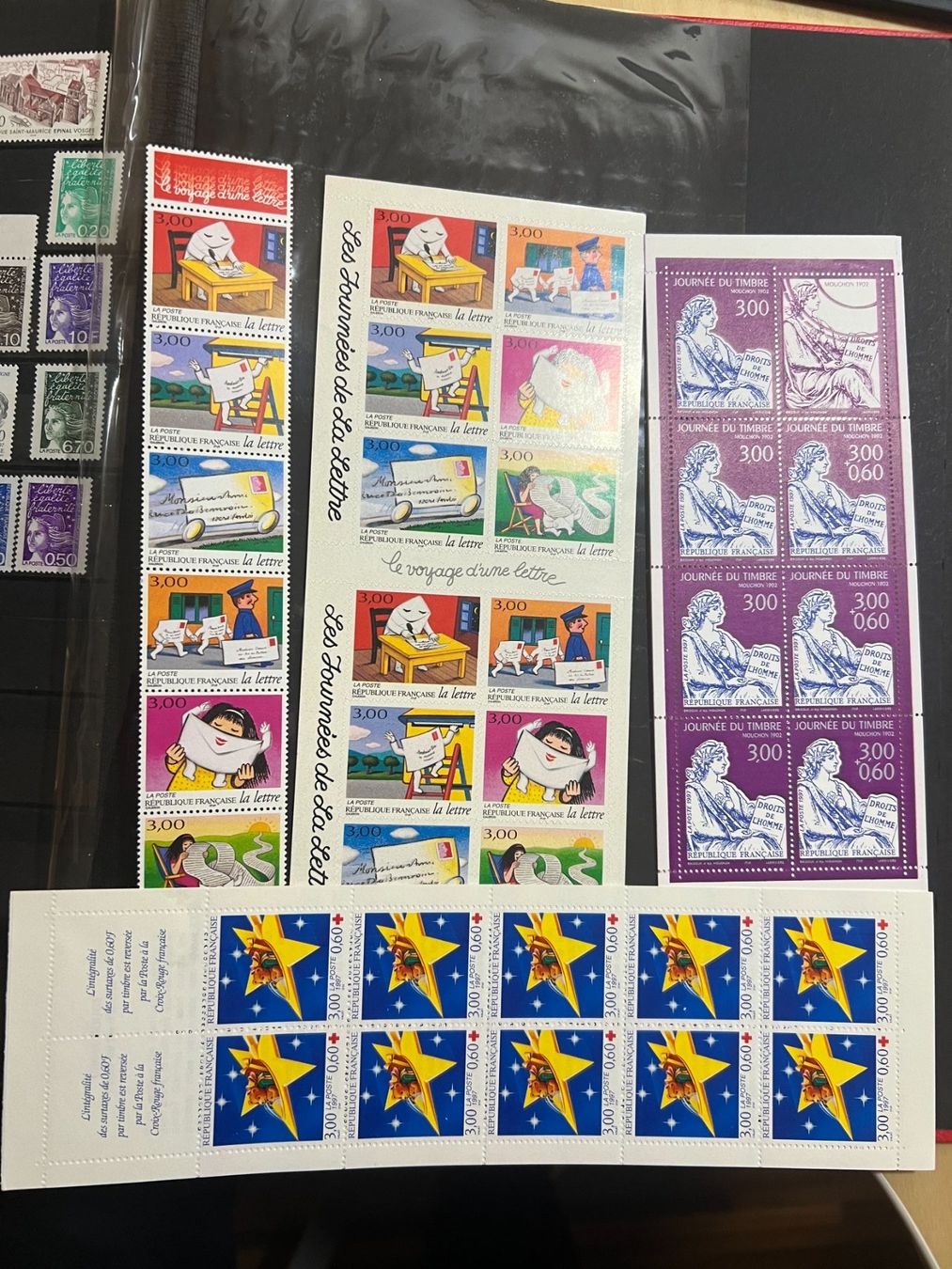 Tutti i francobolli: () Lot timbres 1997 Neufs** – Nuovo e nell'imballaggio originale da Lausanne venduto da ffhoud 1