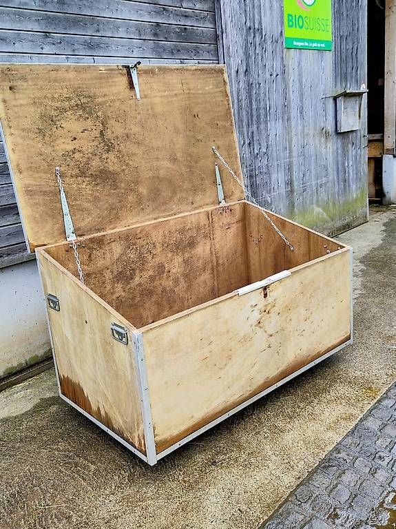 Casse di trasporto: solide Holzkiste /coffre en bois – Usato da Neuchâtel venduto da kurt040 2