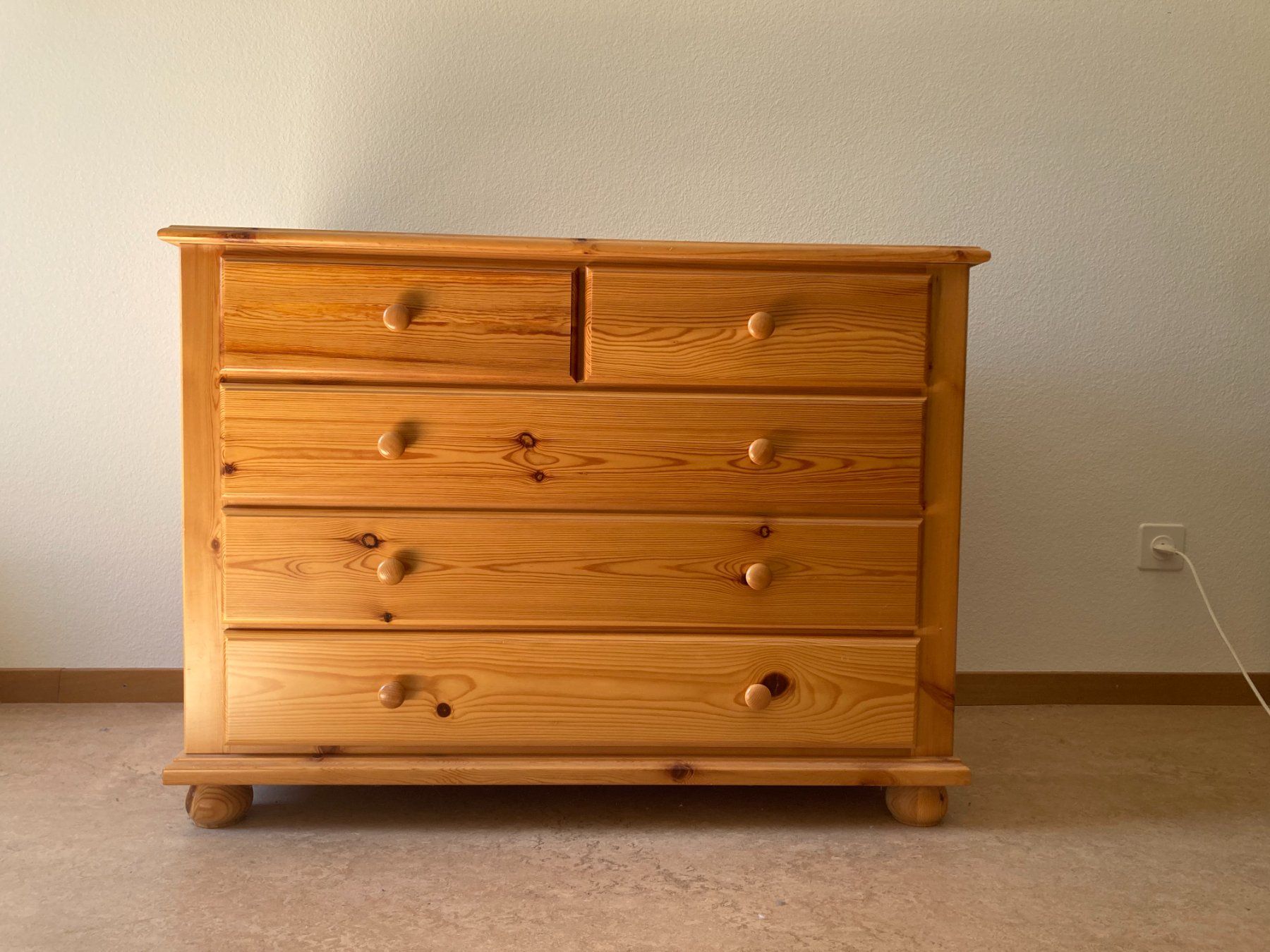 Ikea Cassettiere: Ikea Kommode aus Holz – Usato da Zürich venduto da skyfri