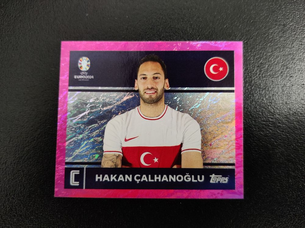 Topps Euro EM 2024 Wappen Pink Rosa SCO (Gebraucht) in Wabern für CHF 7