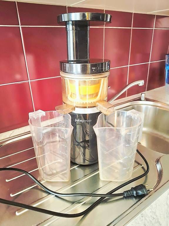 Elettrodomestici da cucina: Extracteur Jus pour Fruit & Légumes – Usato da Lausanne venduto da miz_7f8f