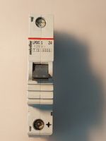 4 ABB smissline Leitungsschutzschalter LPDC 1; Z4 125VDC