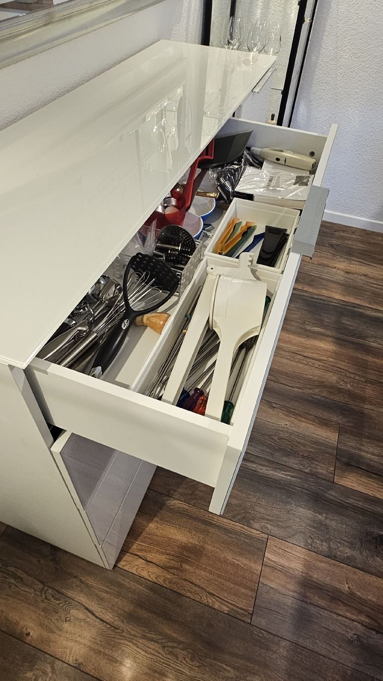 Kommoden: Sideboard   – Gebraucht aus Embrach von nic_2mr9 6
