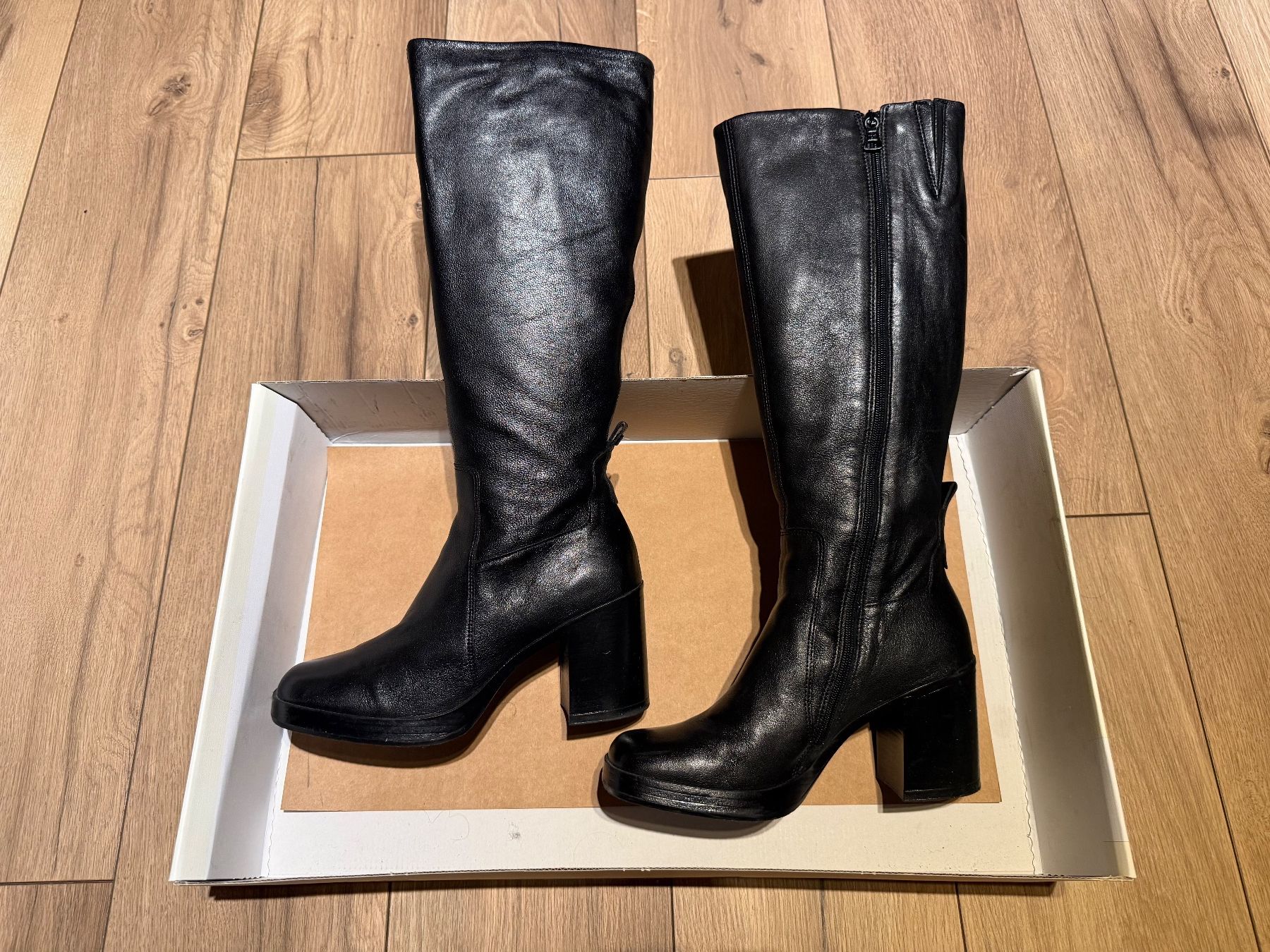 Mjus Scarpe da donna: Winterstiefel von Mjus – Usato da Thun venduto da Astralbern 1