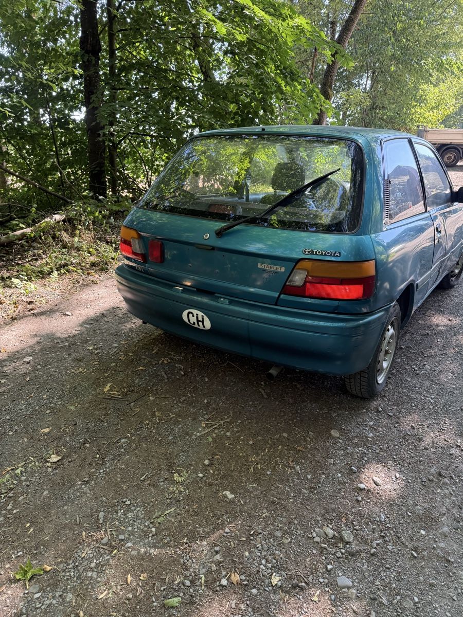 Toyota Automobili: Toyota Starlet – Usato da Düdingen venduto da dan_k78h 3
