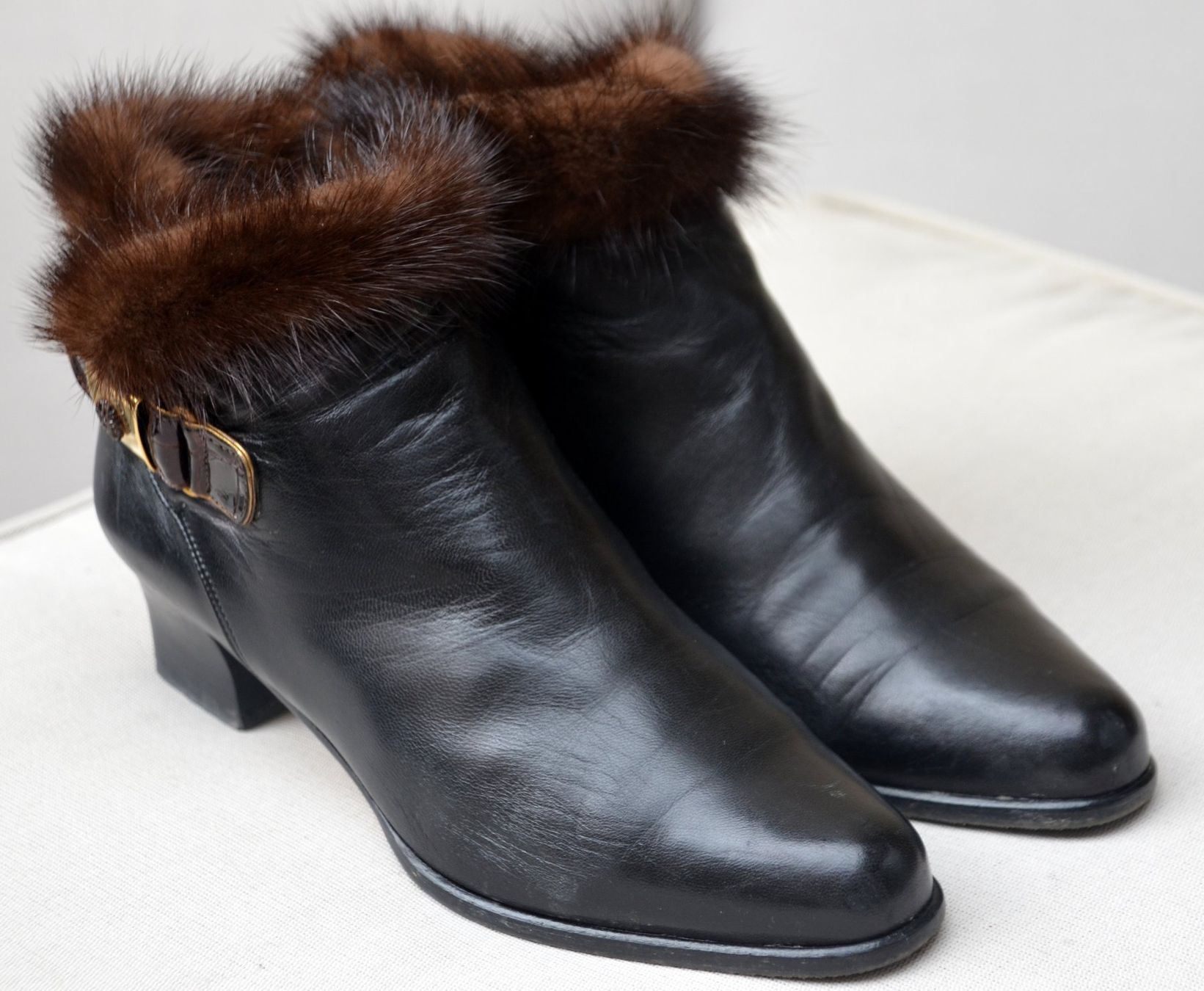 Scarpe da donna: Venezia Stiefeletten / bottines .38.5 – Usato da Collonges venduto da arashee 2