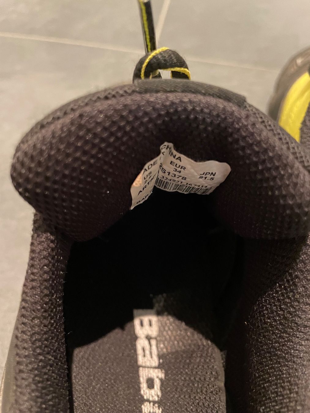 Babolat Scarpe per ragazzi: Tennisschuh Kinder – Usato da Balgach venduto da sei_s6d7 3