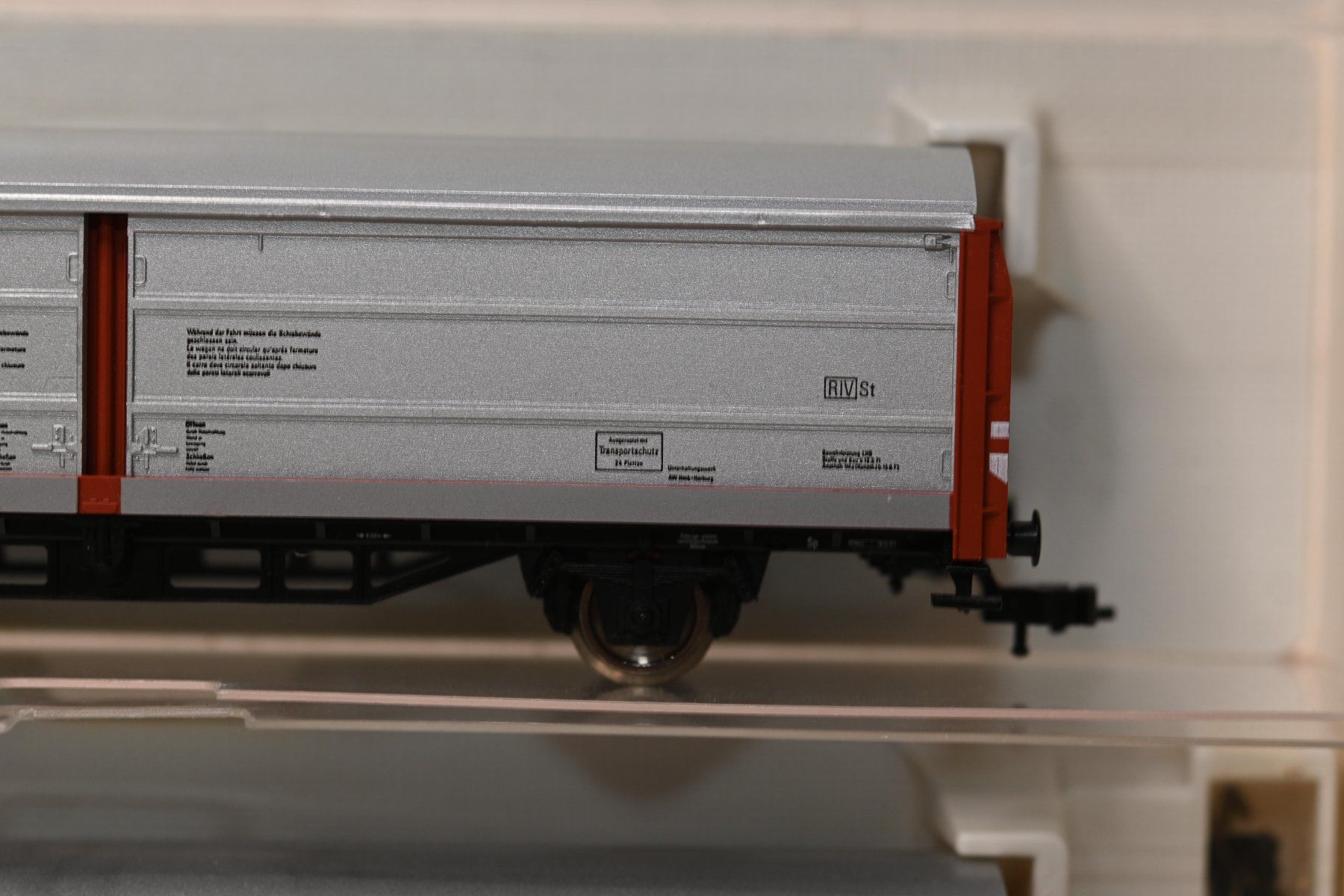 Fleischmann Modellini di ferrovie: Fleischmann Schiebewandwagen H0/DC mit OVP – Usato da Laupen ZH venduto da Zmoewe 4
