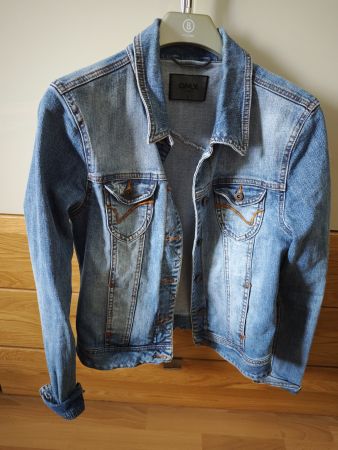 ONLY Jeans Jacke, Gr. 38, ideal für Übergangszeit & Sommer