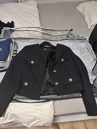 Zara Jacke Schwarz