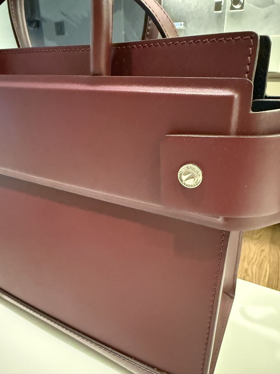 Givenchy Sacs femmes: GIVENCHY burgundy bag – Neuf (Voir description) à Bäch SZ par jfog 2