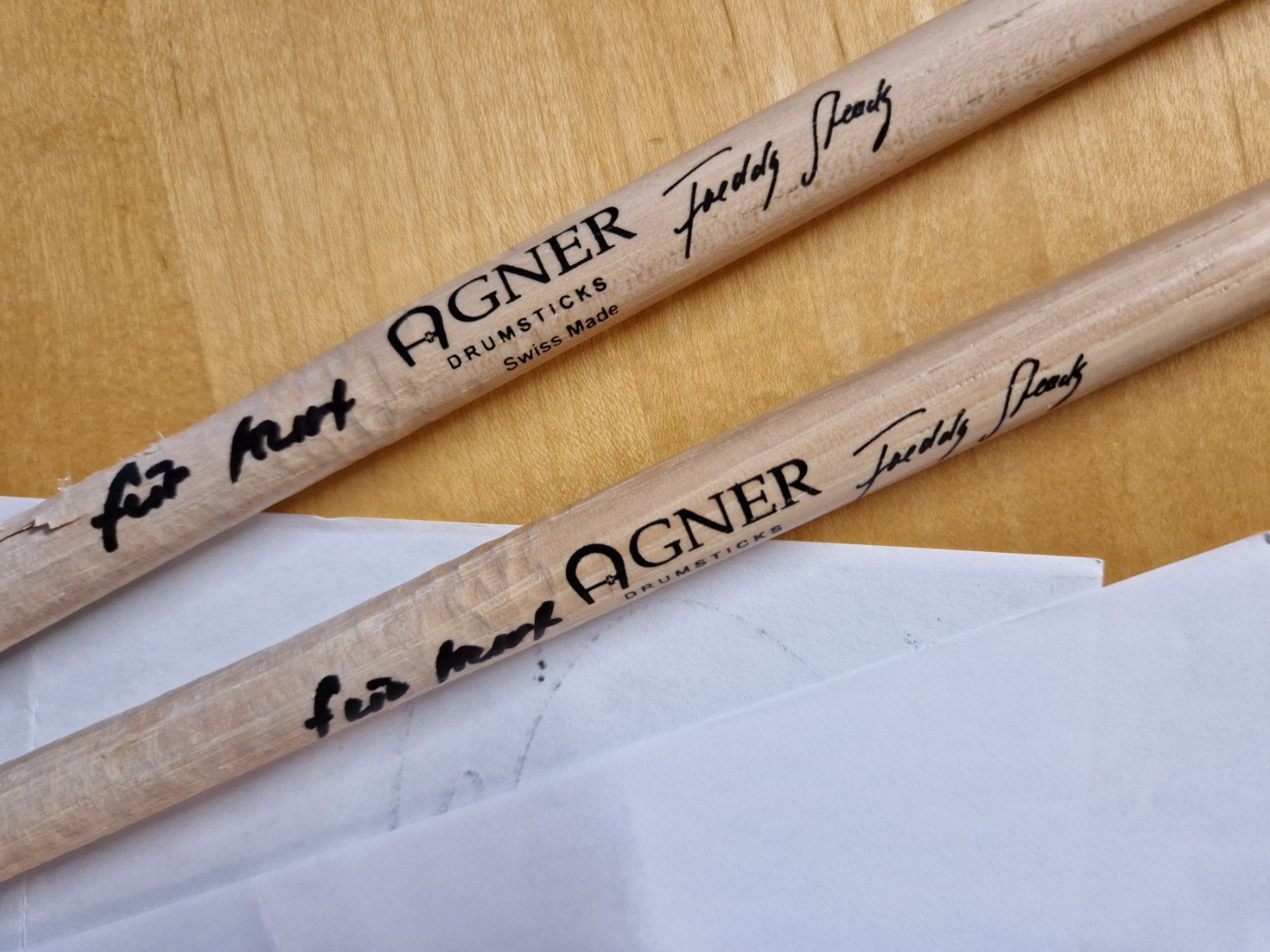 Autogramme: Krokus, 5 Original Autogramme mit Drummer Sticks – Gebraucht aus Salmsach von aacs65 5