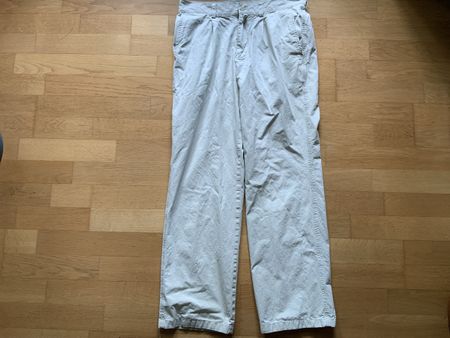 Herren Leinenhose Gr. 44 , Schrittlänge 70cm , LACOSTE